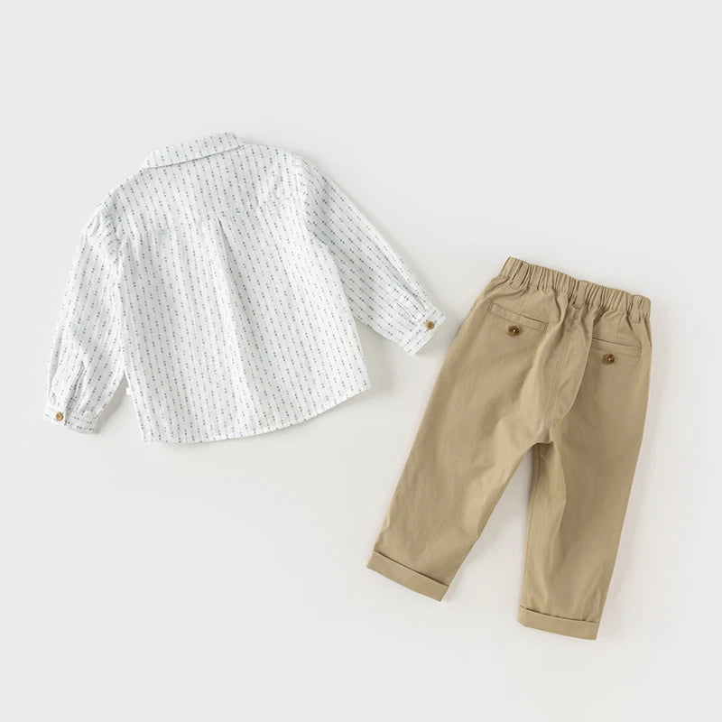 Conjunto Clássico Infantil – Camisa Texturizada e Calça Bege