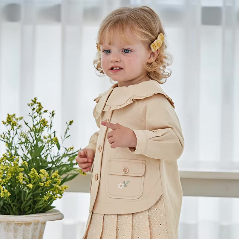 Casaco Beige Fleur com Saia Bordada