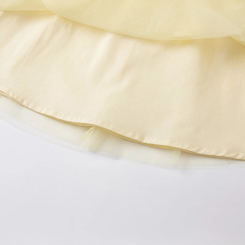 Vestido Chiffon Flores – Elegância e Leveza Atemporal