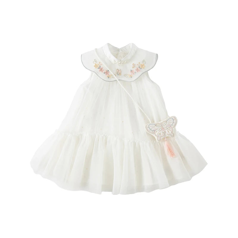 Vestido Branco Luxo com Bordados Delicados