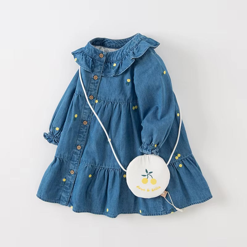 Vestido Jeans Bordado com Babados