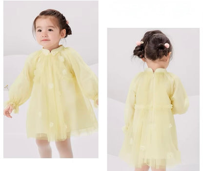 Vestido Chiffon Flores – Elegância e Leveza Atemporal