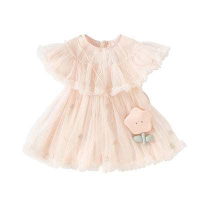 Vestido de Tule Bordado com Camadas