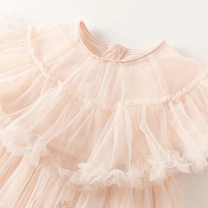 Vestido de Tule Bordado com Camadas